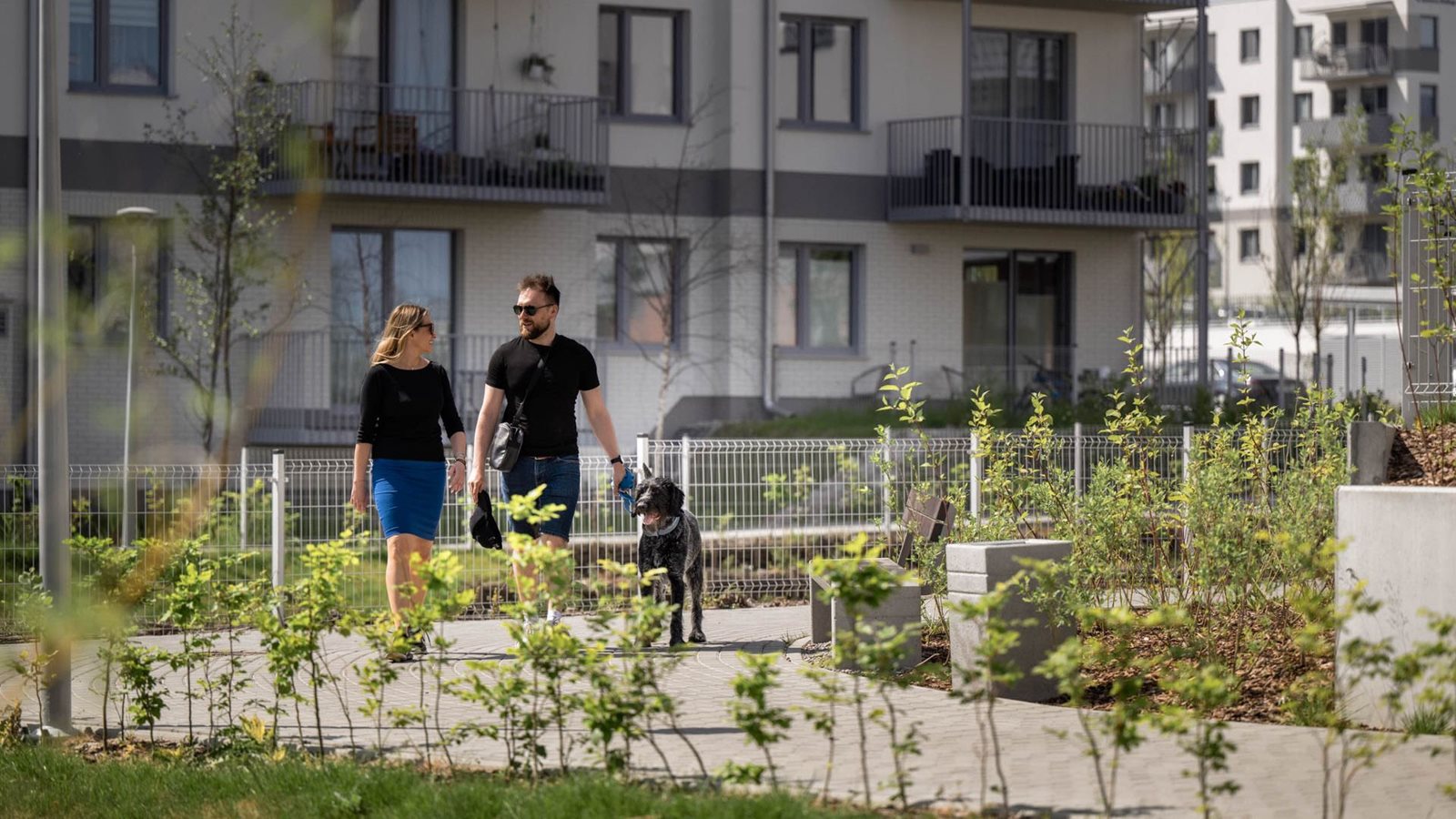 Osiedle Zielony Południk - ścieżki spacerowe w otoczeniu zieleni