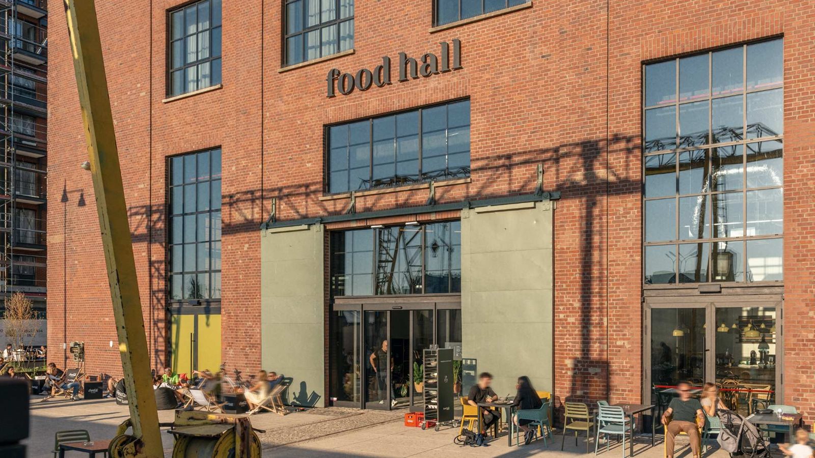 MONTOWNIA – wejście do food hallu